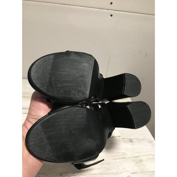 Unknown brand woman’s double ankle strap black 4” chunky heeled dress sandal - Picture 6 of 7